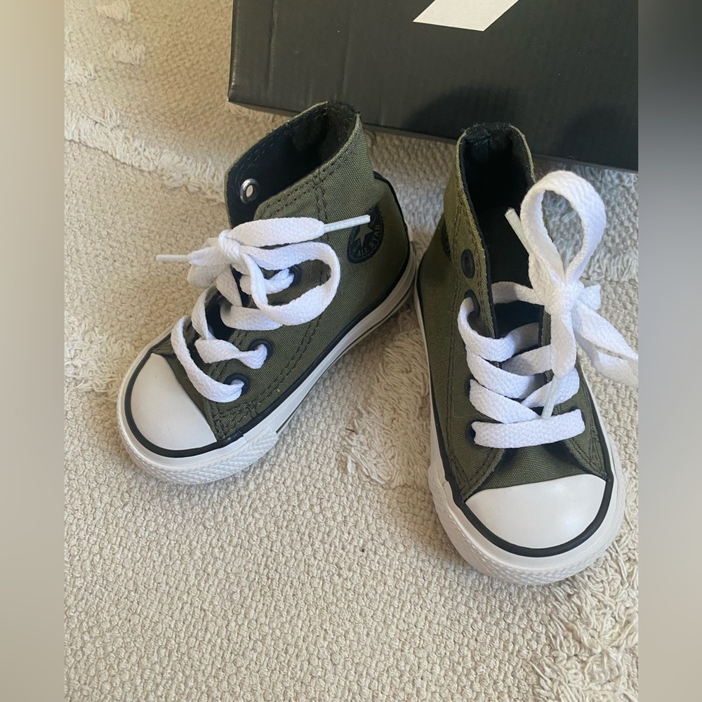 NWT! Baby converse!